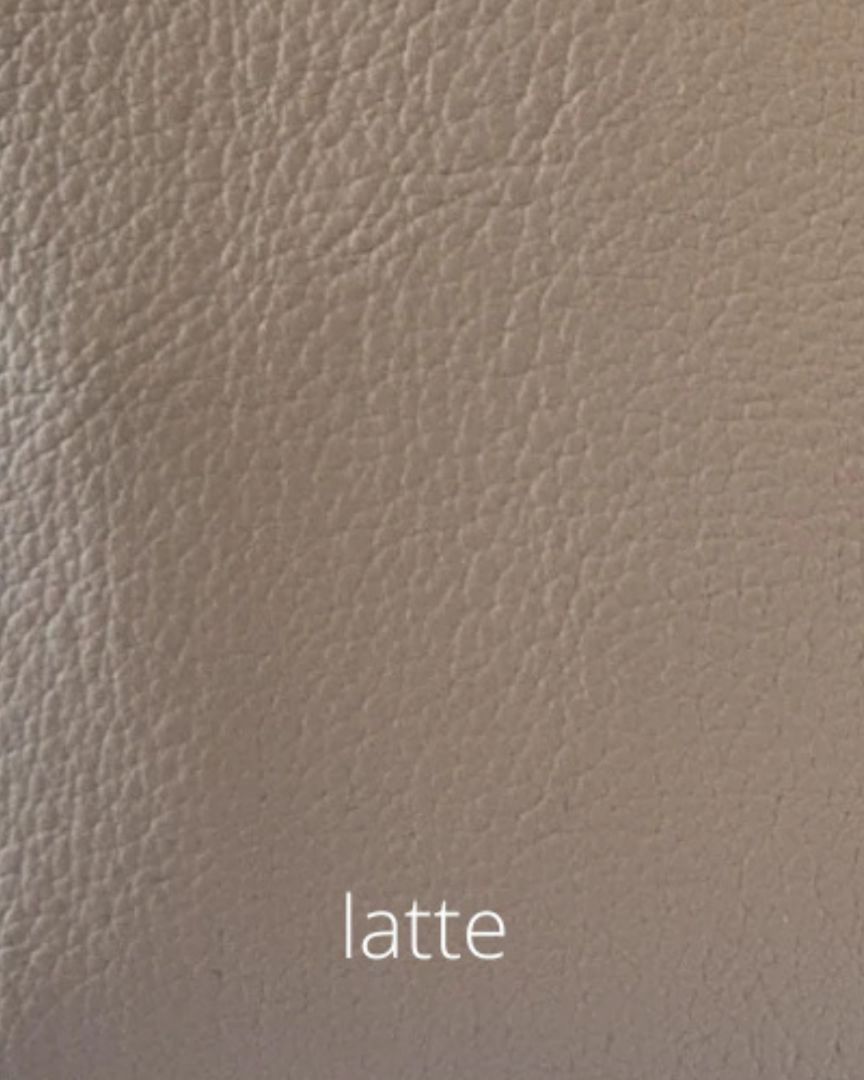 Velvet Heartbeat | Stevie Flip Wallet Latte