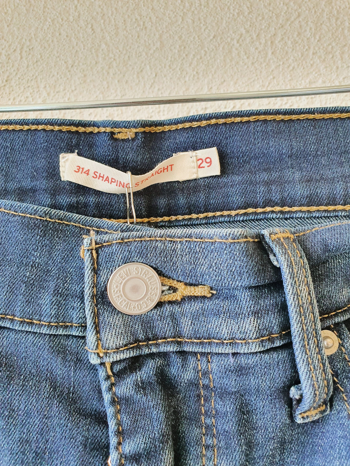 Levis Jeans 29