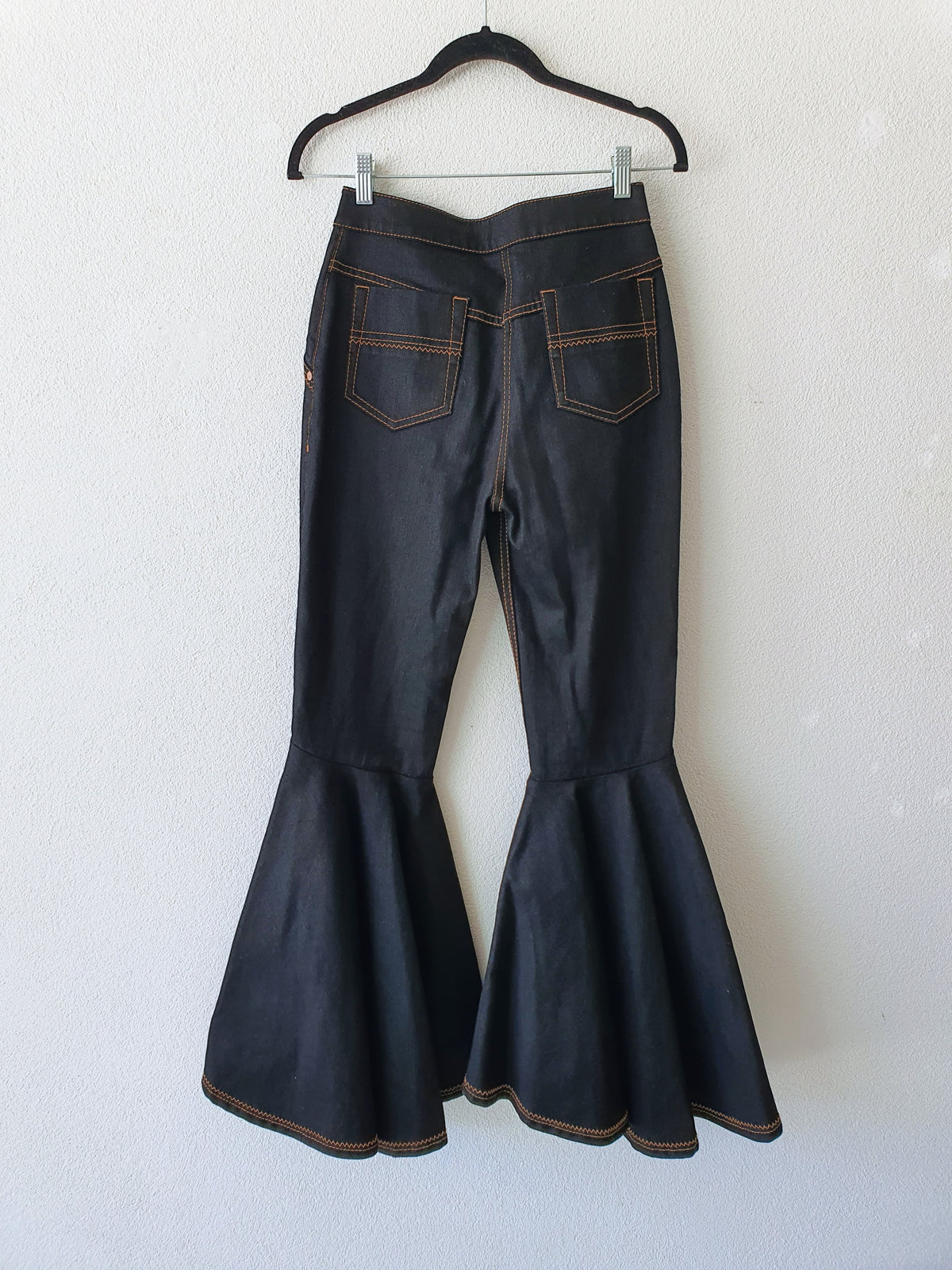 Ellery Jeans 24