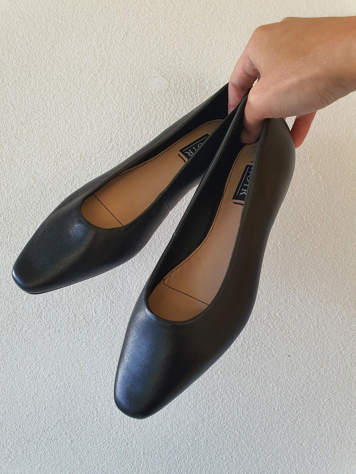 Noir Shoes EUR38