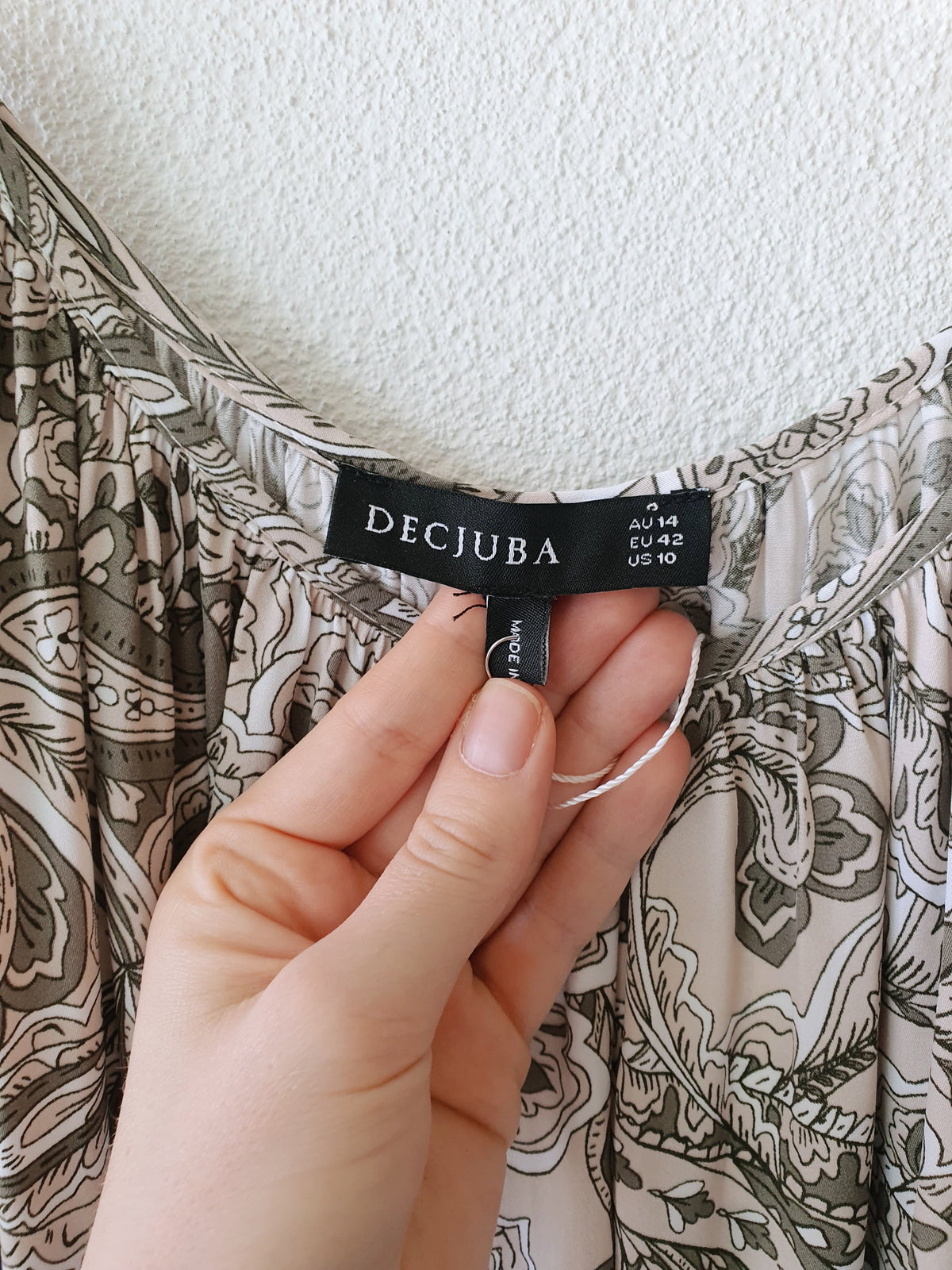 Decjuba Dress 14