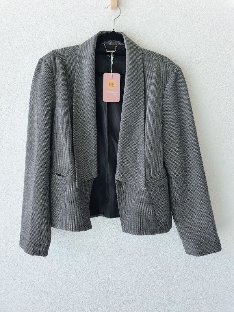Staxs Jacket 12