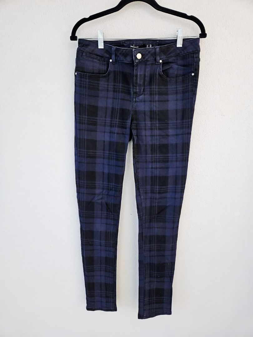 Karen Millen pants S