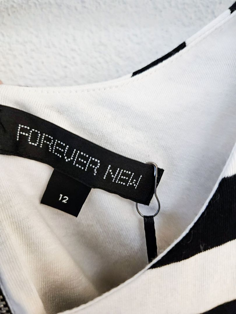 Forever New Dress M