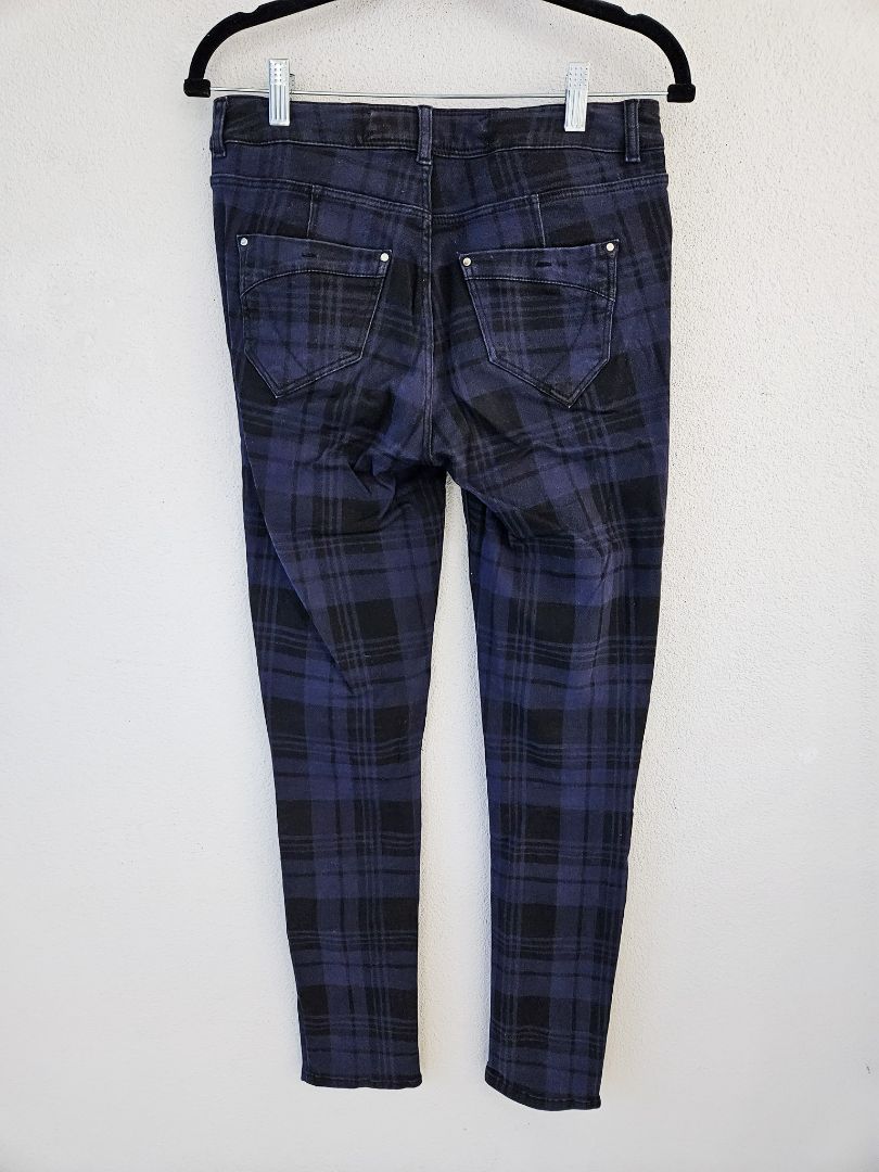 Karen Millen pants S