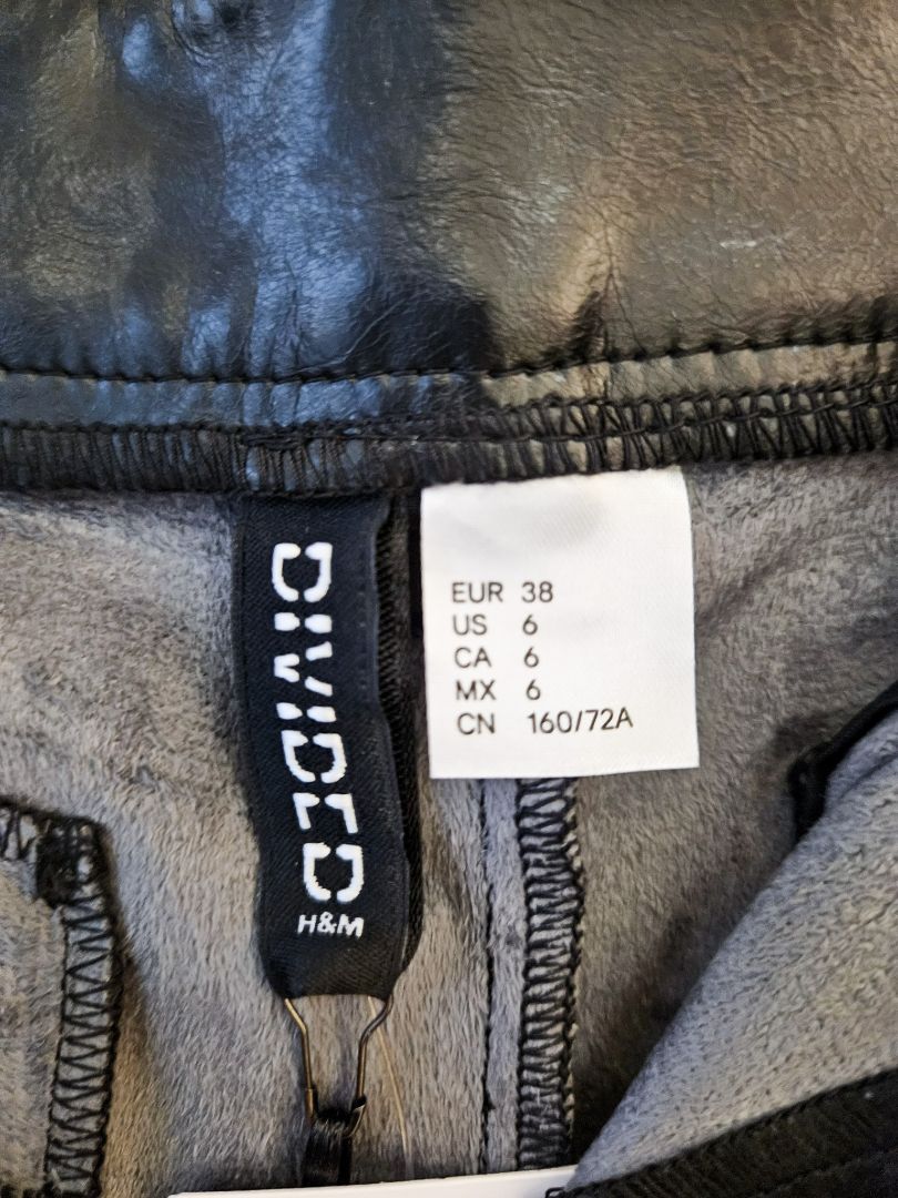H&M Shorts S