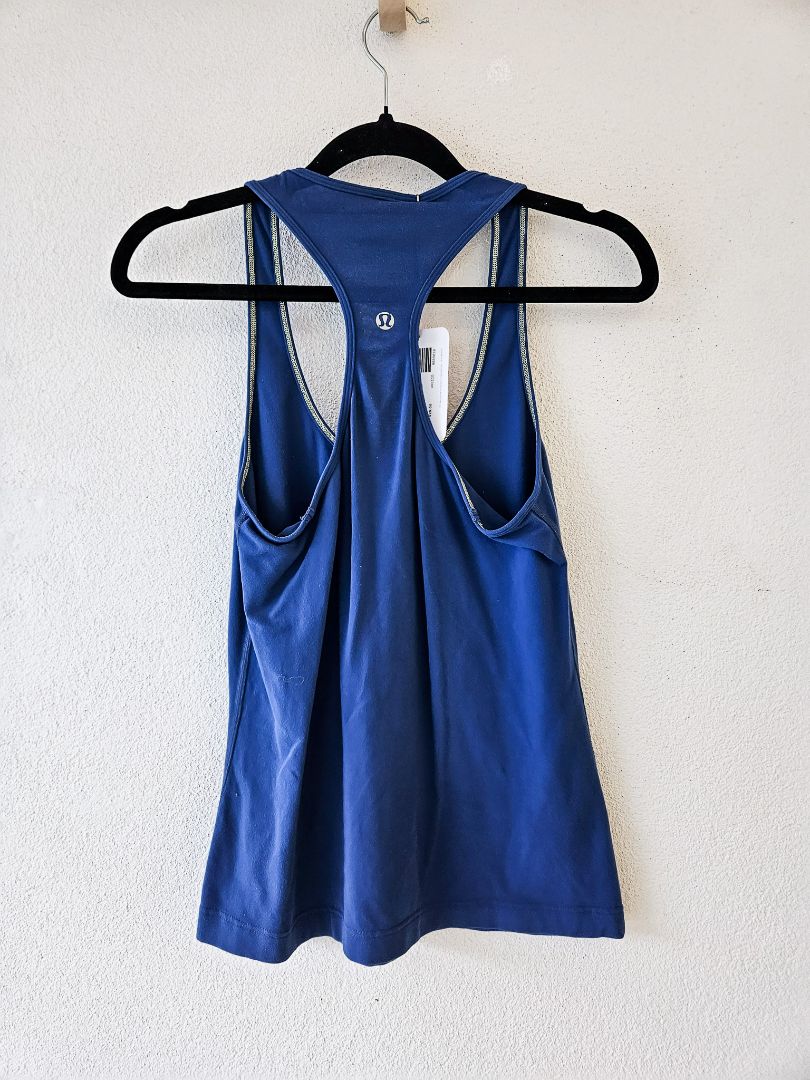 Lululemon Top M