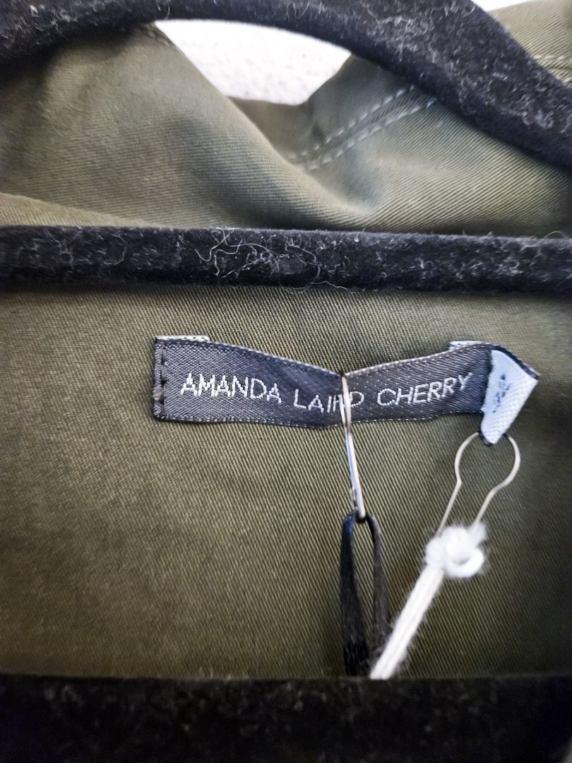 Amanda Laird Cherry Jacket L