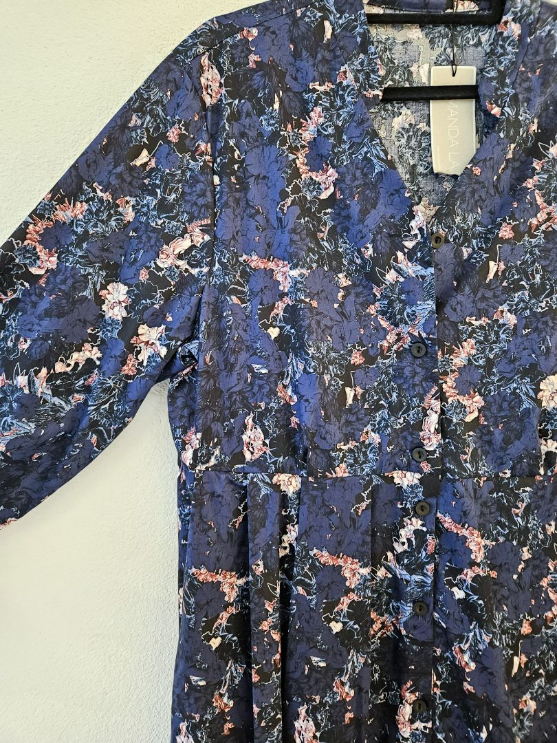 Amanda Laird Cherry Dress M/L