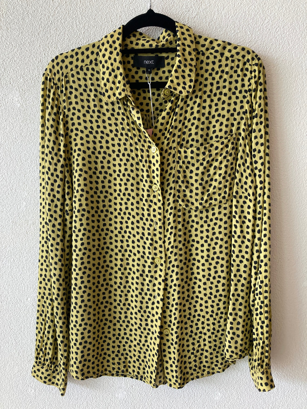 Next Yellow Spots, Button Up S