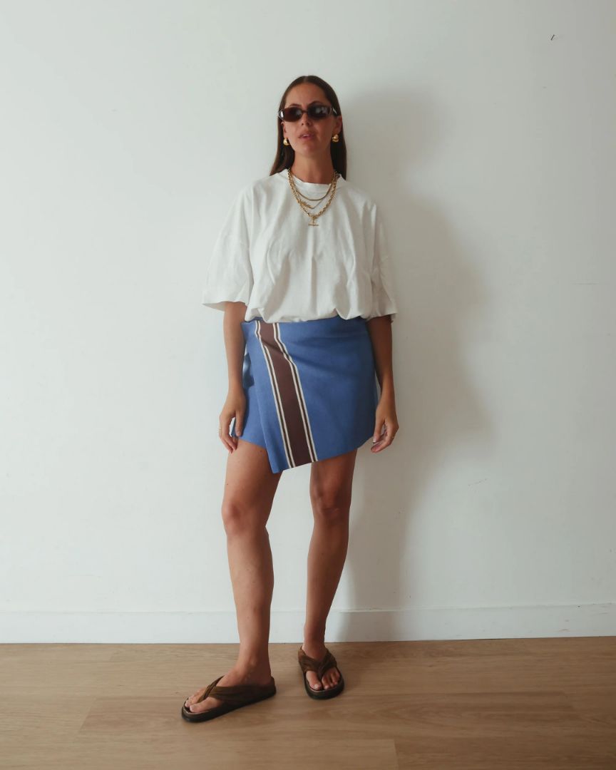 BY BILLIE Skirt L/XL