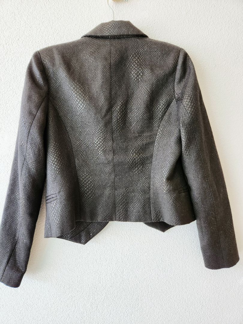 Storm Jacket 10