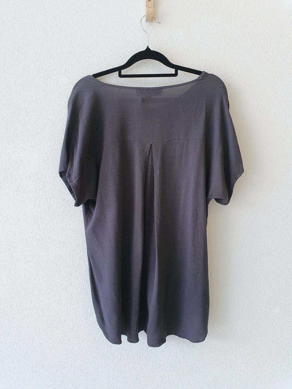 Staple + Cloth top S