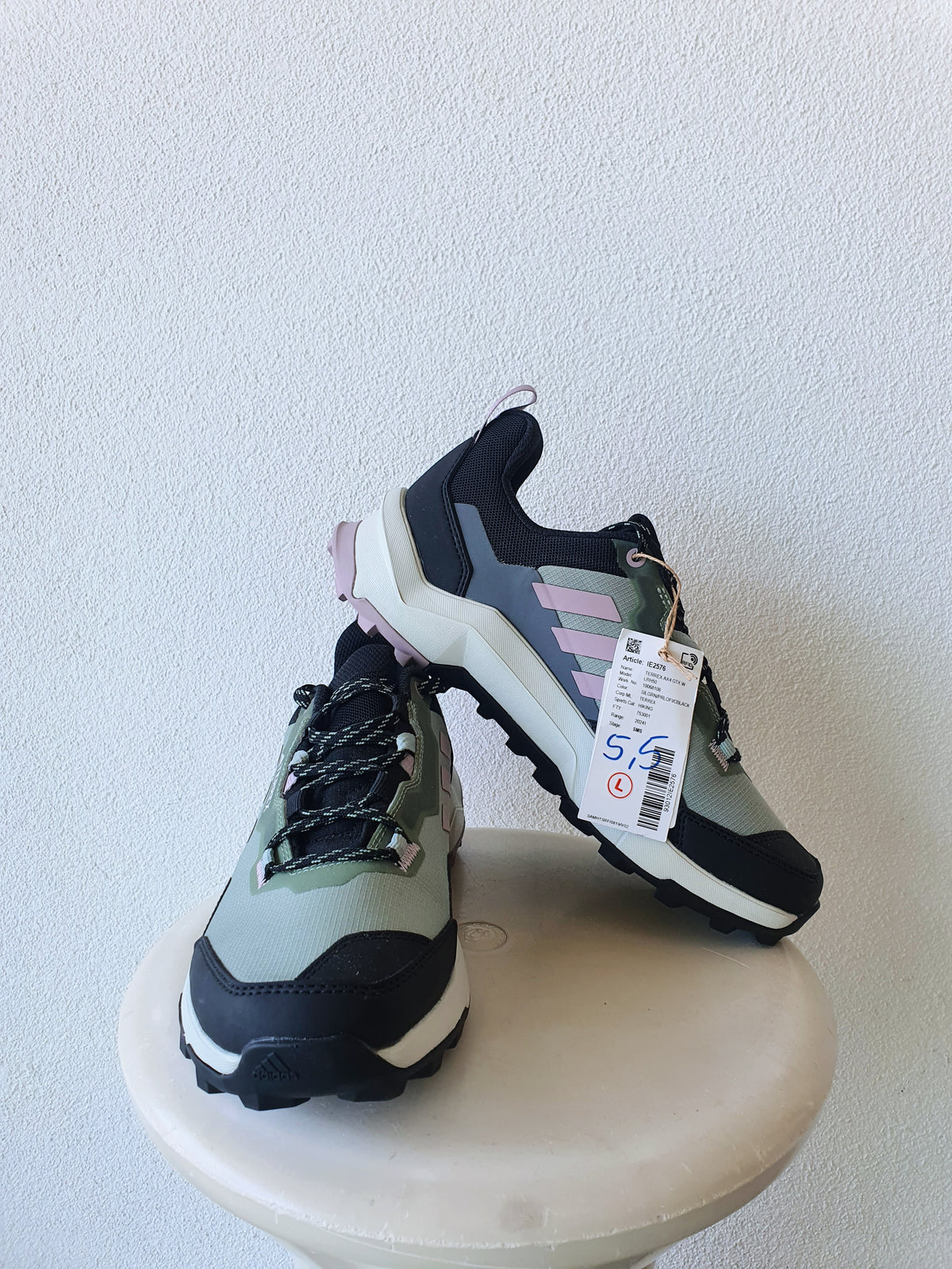 Adidas Shoes 5.5
