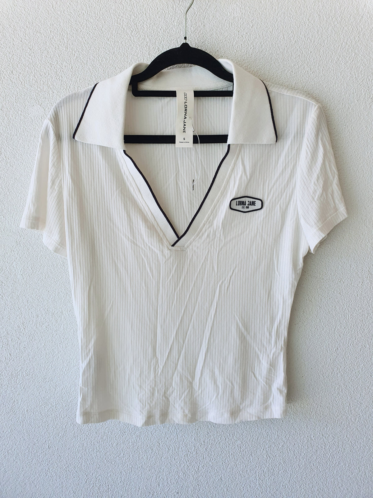 Lorna Jane top S